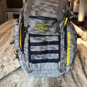Good Used condition UA Steph curry backpack